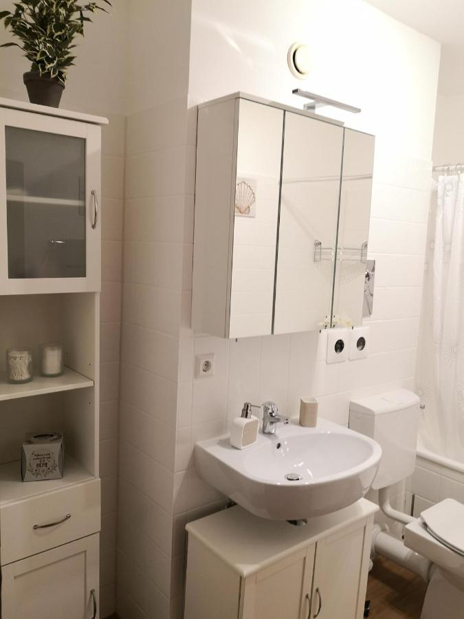 Exklusives Apartment Zw. Lu Und Speyer Mit Aufzug Neuhofen Buitenkant foto